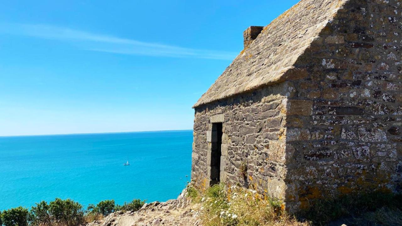 Maison De La Besliere Meuble De Tourisme 2 Etoiles Folligny Bagian luar foto