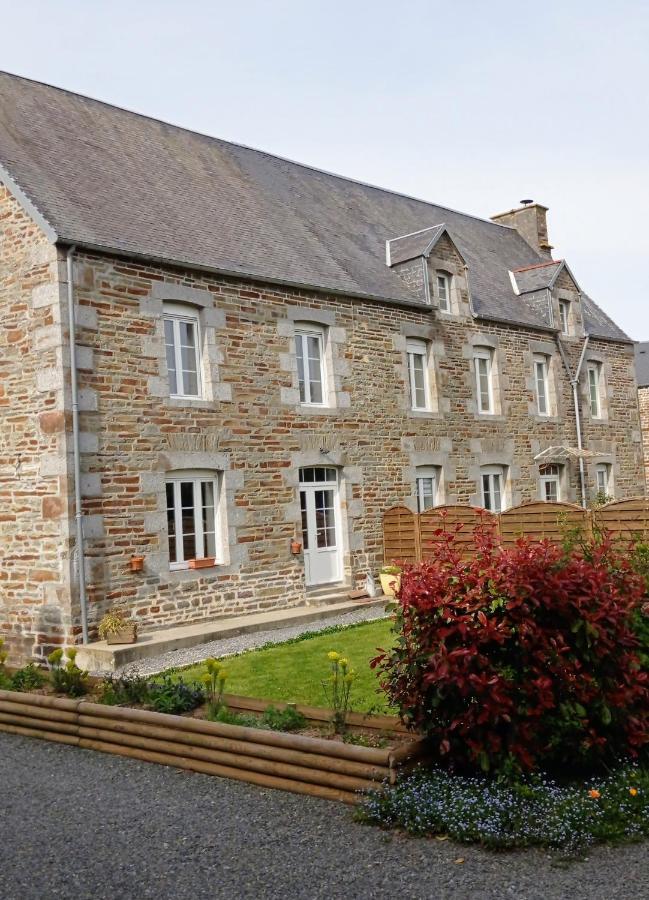 Maison De La Besliere Meuble De Tourisme 2 Etoiles Folligny Bagian luar foto